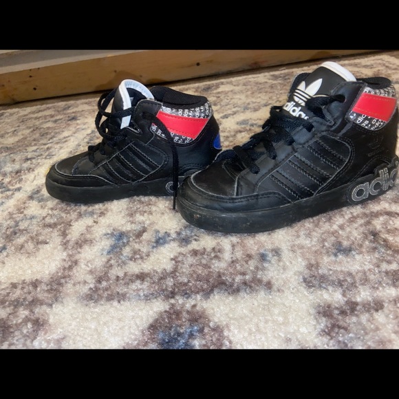 Kids Adidas hightop Sneakers size 10k - Picture 3 of 6